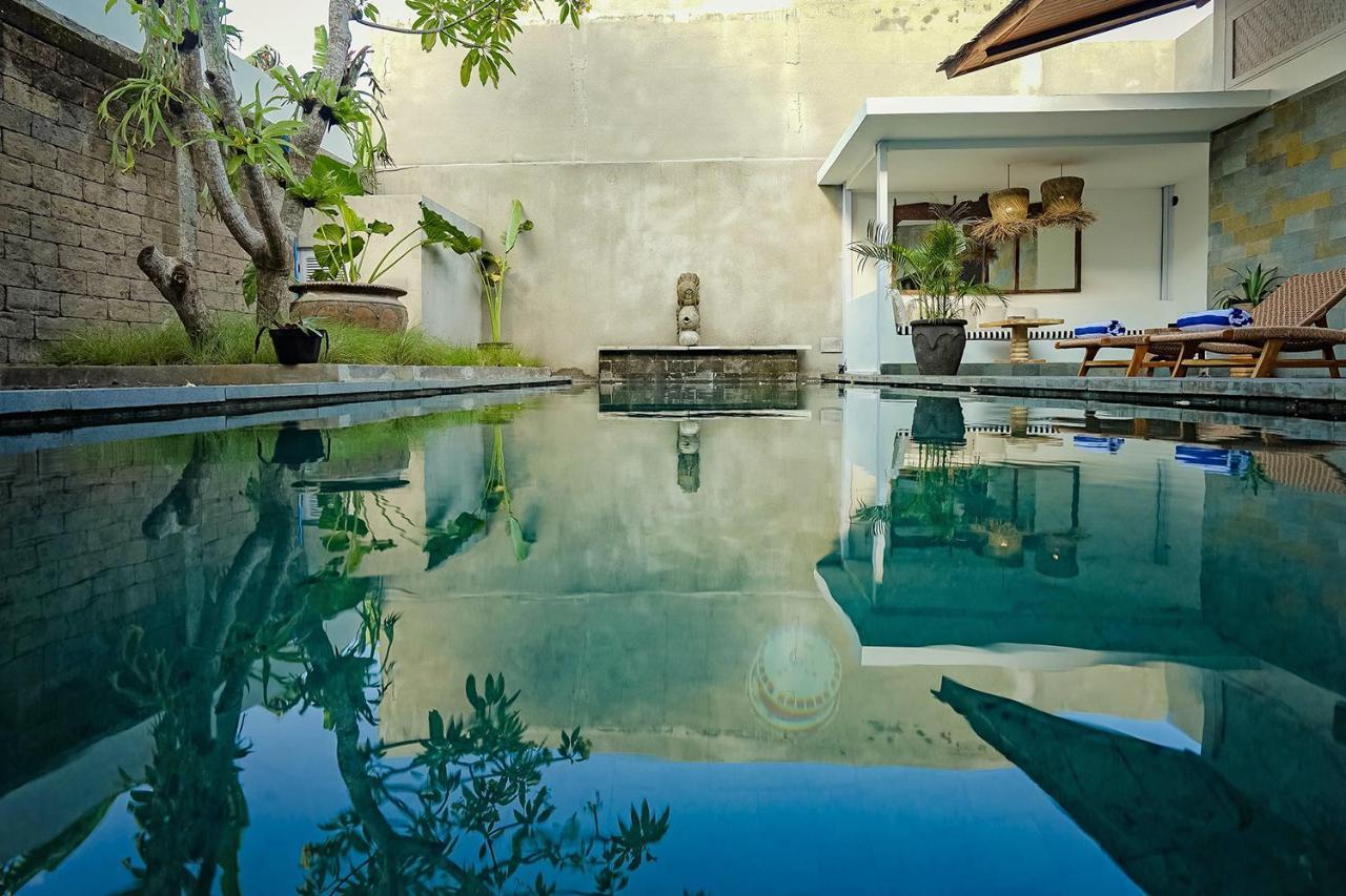 Bias Villa Seminyak Семиняк Екстериор снимка