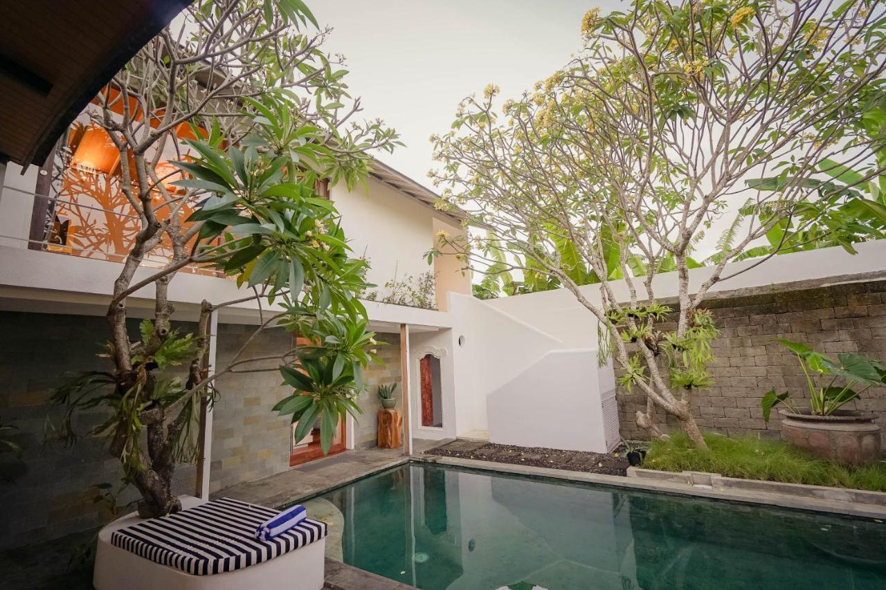 Bias Villa Seminyak Семиняк Екстериор снимка